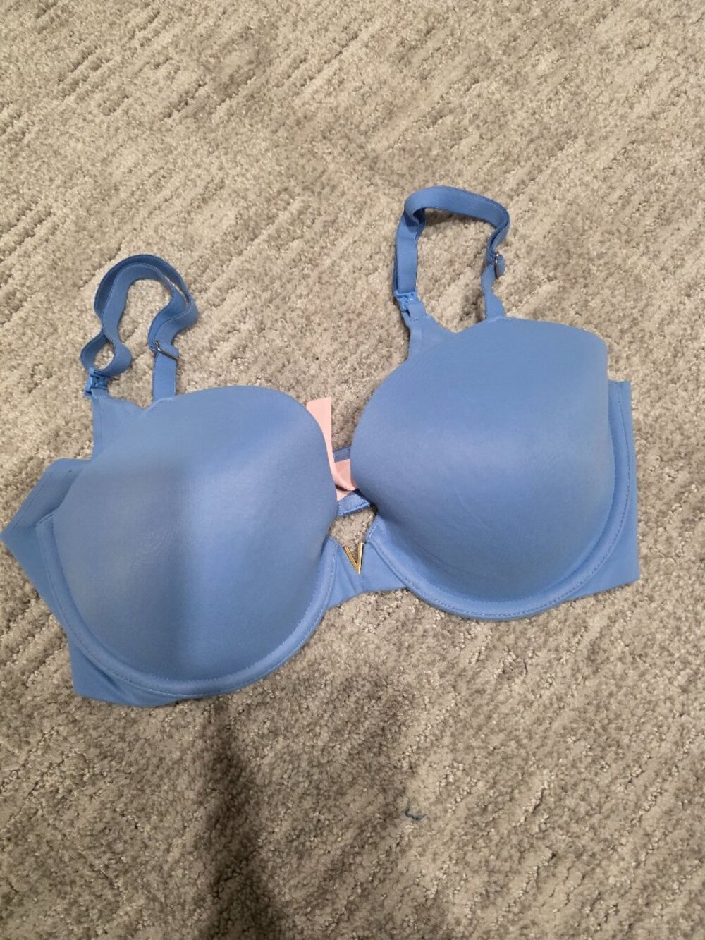 VS Love Cloud Smooth Lightly Lined Plunge Demi Bra SIZE 32DD
